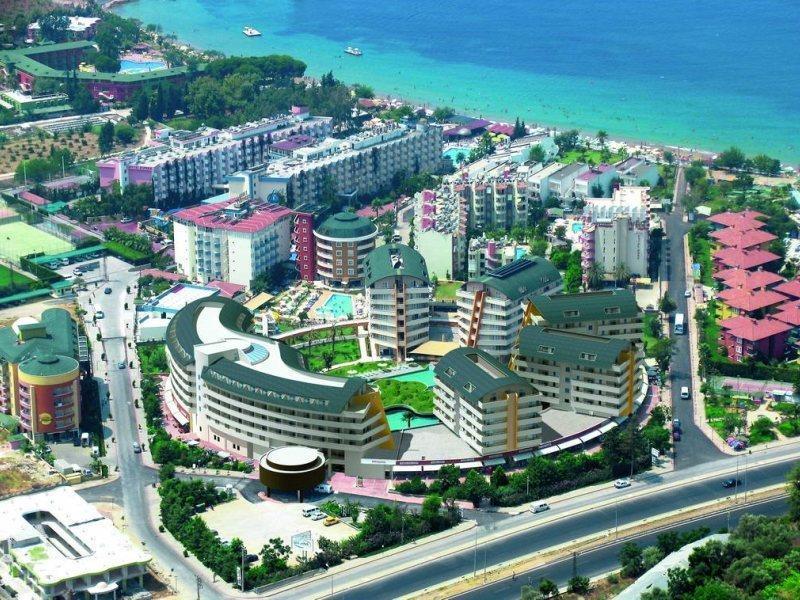 阿莱耶度假温泉酒店 - 全包 阿萨拉尔 外观 照片